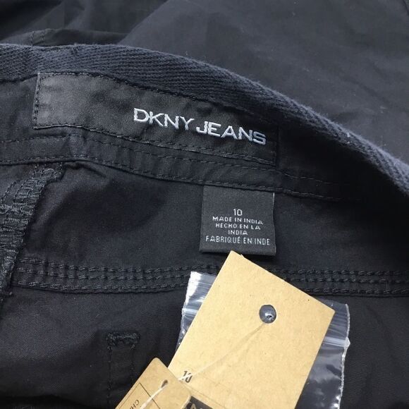 DKNY Jeans Rolled Hem Bermuda Shorts (E5) - Picture 5 of 6